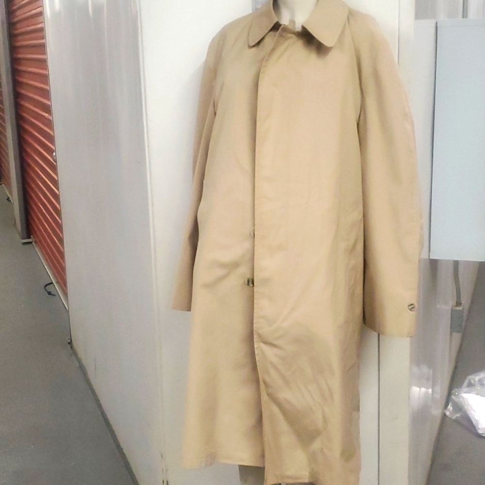 London Fog ? SPY trench Coat Tan Beige Rain jacket Duster 42 LONG Unisex Retro